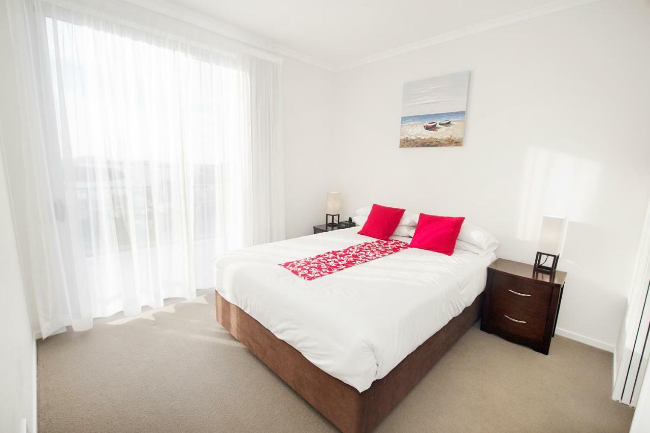 Curtis Central Apartments Official Гладстон Екстериор снимка